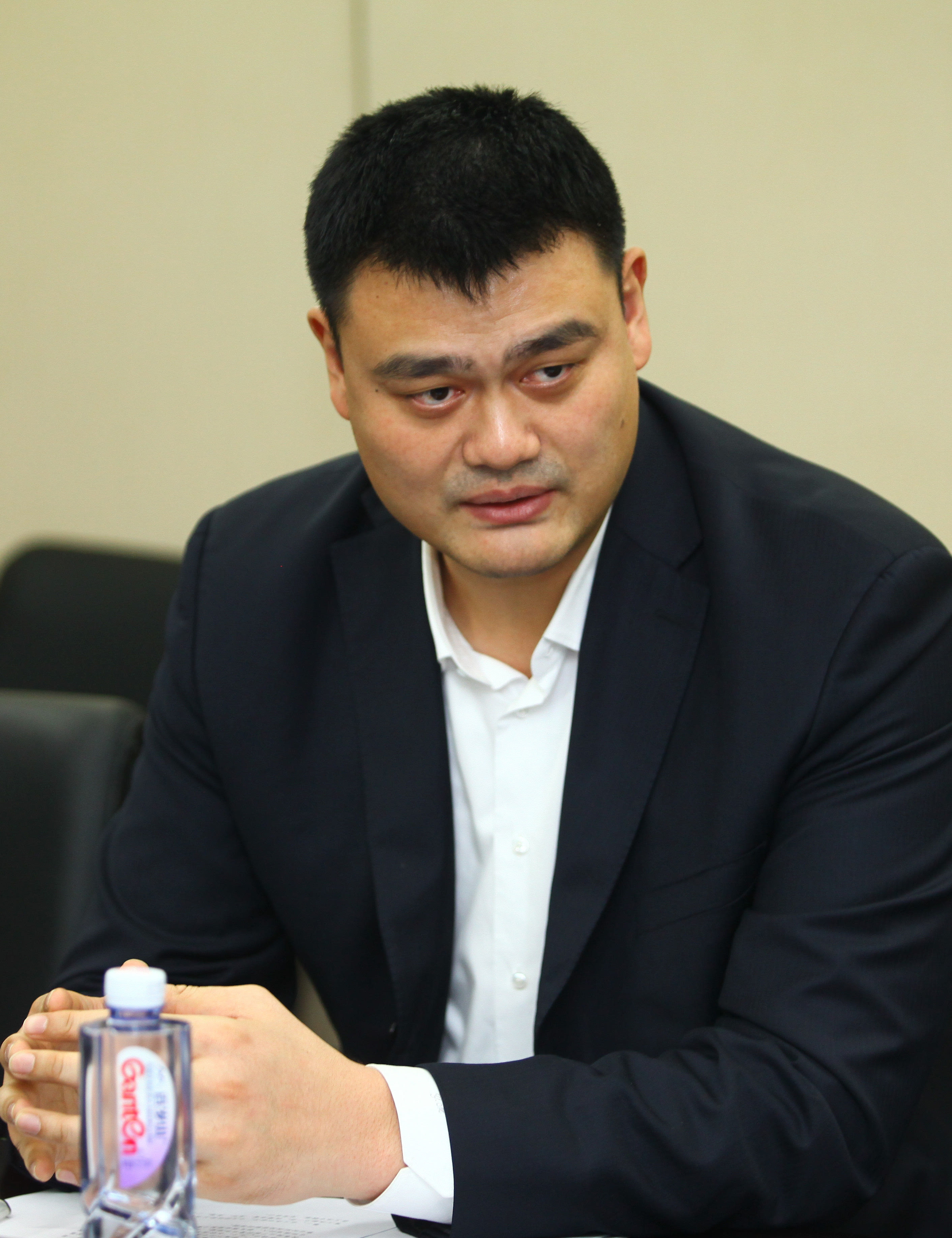 期举办校内