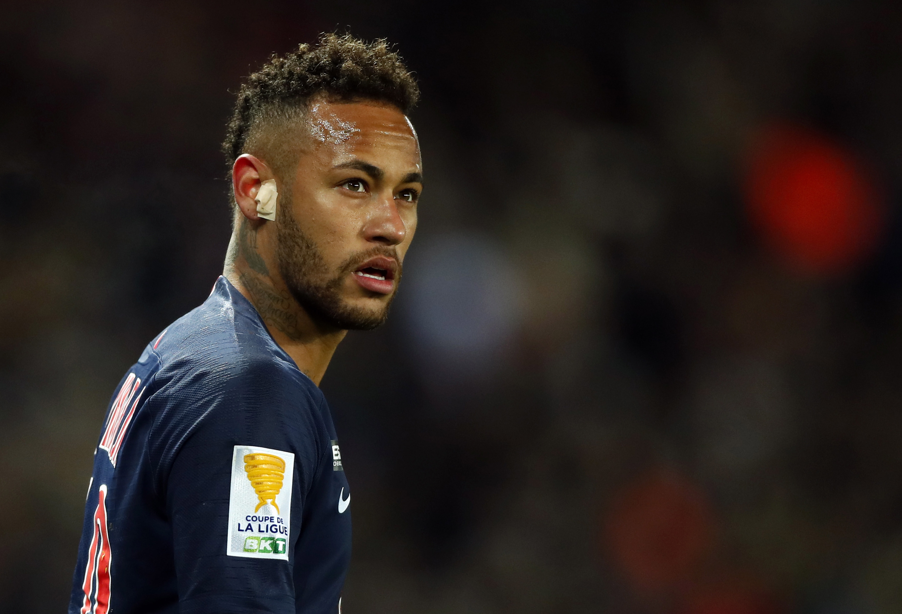 都展现出不 都展现出不