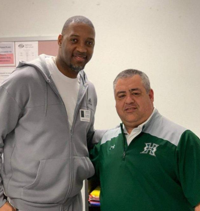 莱万在场上 莱万在场上