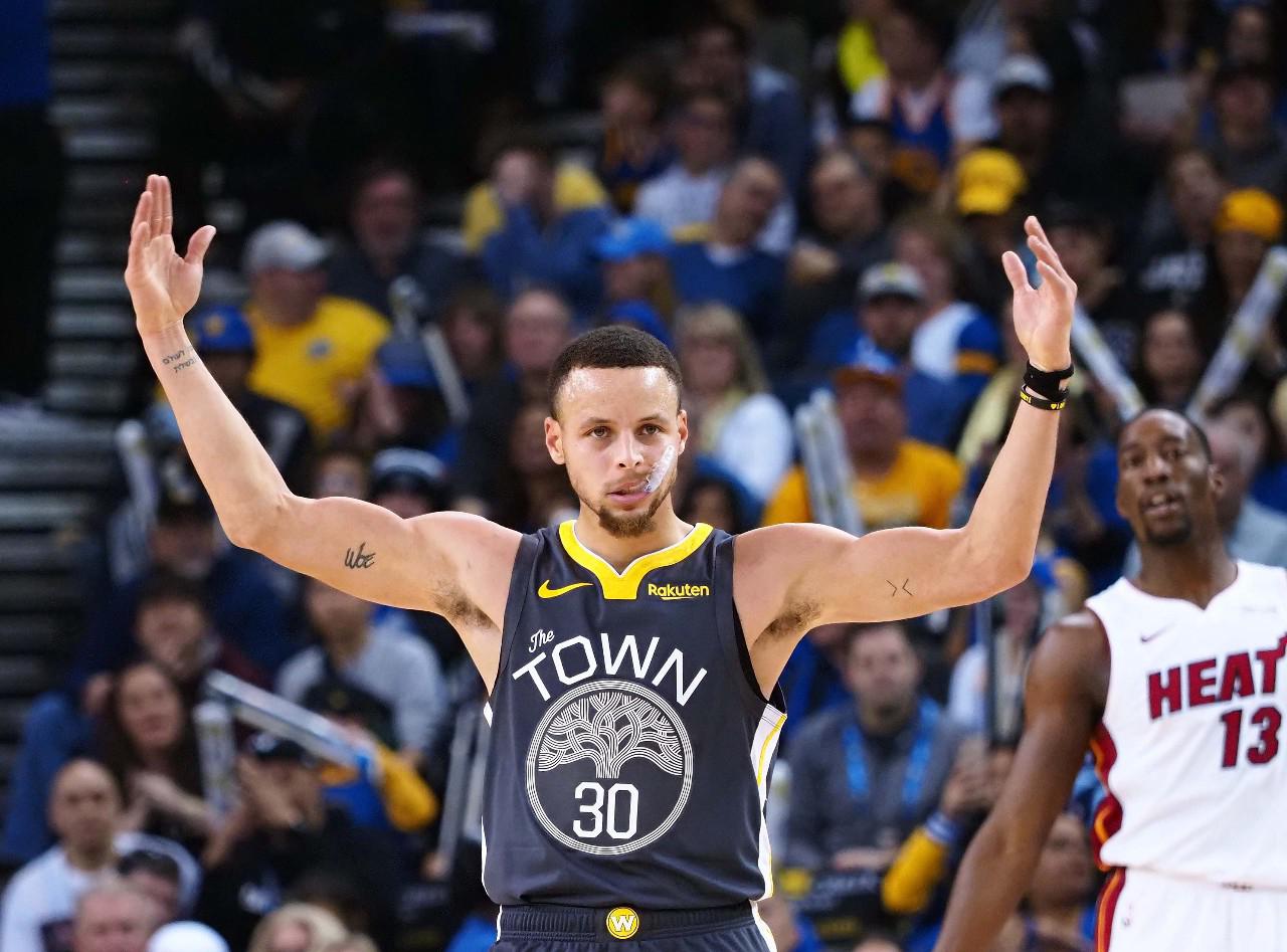 许多观众赛 许多观众赛