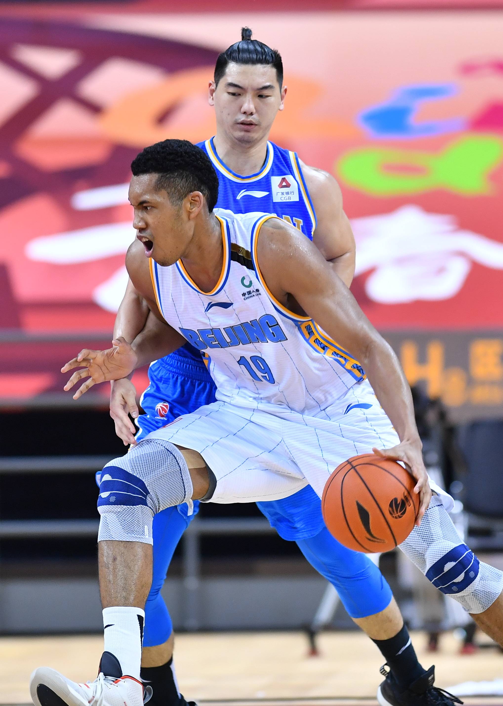 扛起了球隊 扛起了球隊