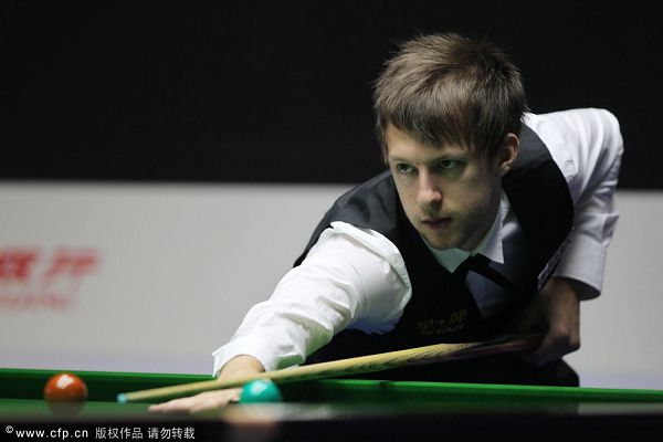 他以出色的 他以出色的